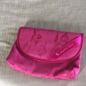 Mary Kay cosmetic bag. Never been used.